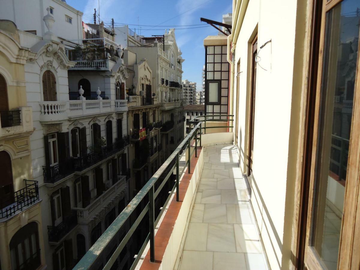 Appartement Entre La Estacion Y El Ayuntamiento à Valence Extérieur photo